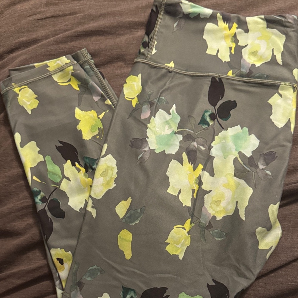 Athleta Elation 7/8 Tight in Green and Yellow Floral